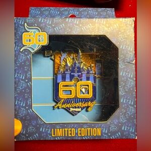 2015 DISNEYLAND 60TH ANNIVERSARY JUMBO PIN Disneyland Tinkerbell Castle LE 1000